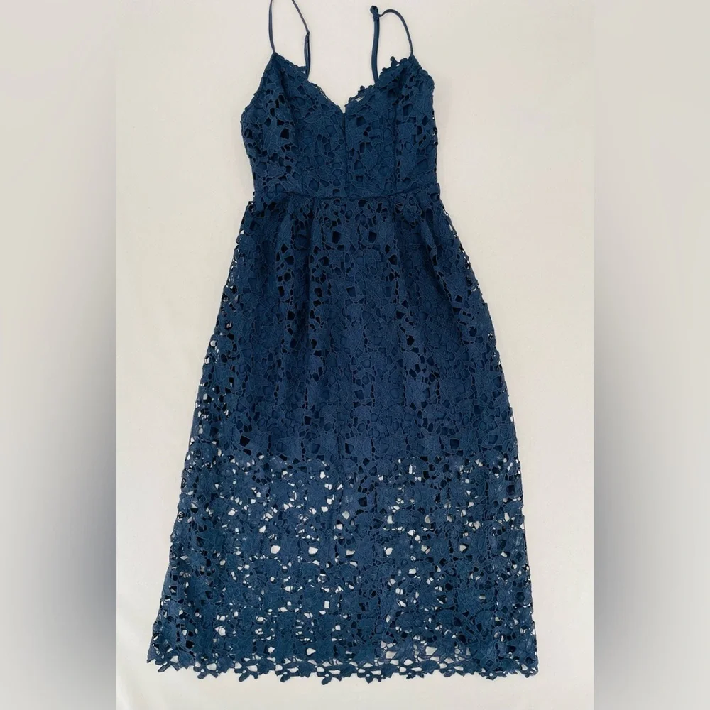 ASTR the label LACE A LINE MIDI DRESS - Picture 6 of 12